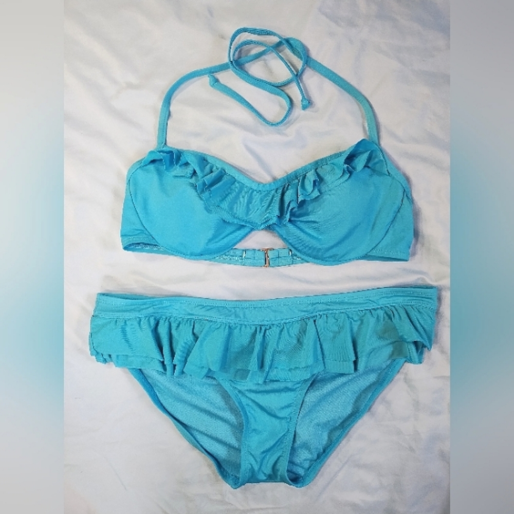 Kenneth Cole ruffle detail bikini with wire bust support